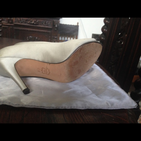 Ragazza Gray Satin Heels - Picture 5 of 5